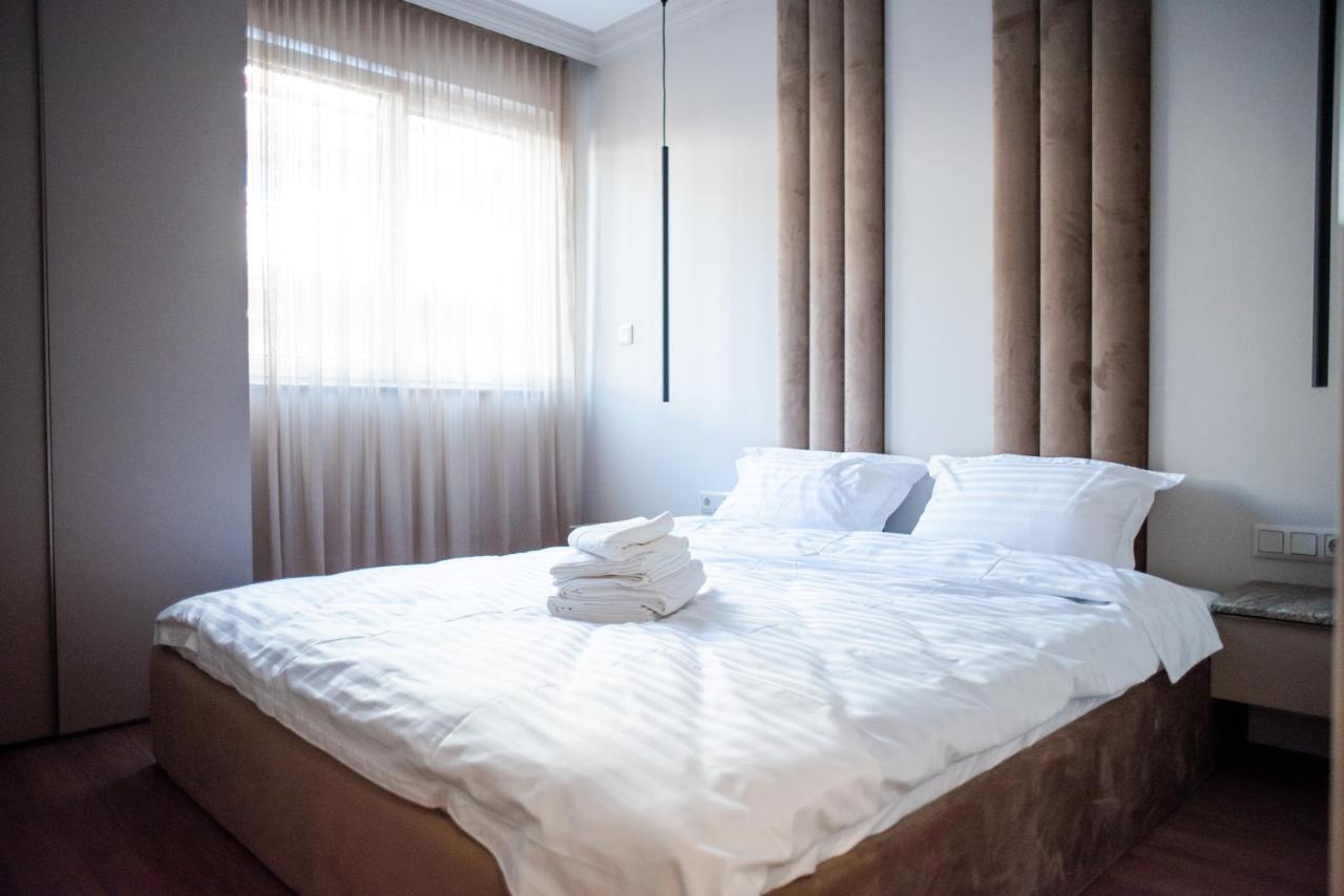 Opera Apartments คลูจ-นาโปกา ภายนอก รูปภาพ