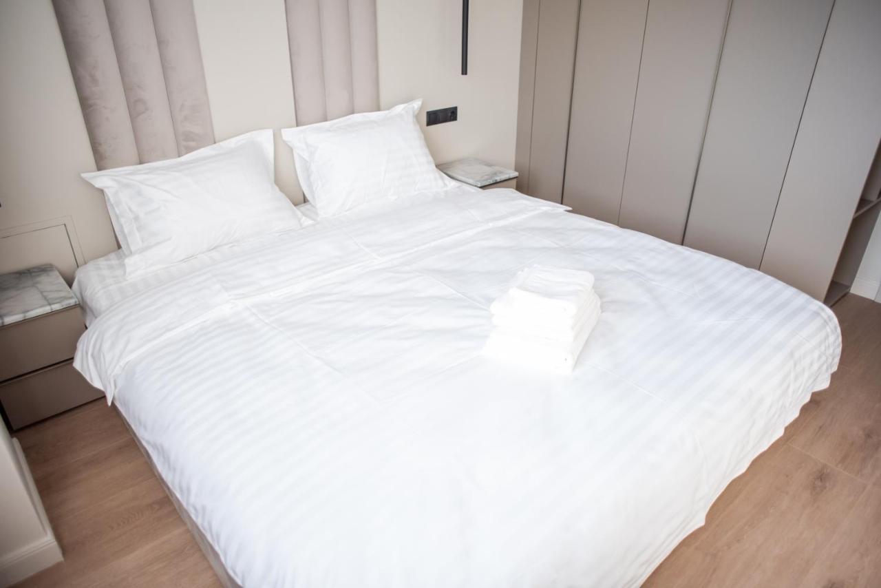 Opera Apartments คลูจ-นาโปกา ภายนอก รูปภาพ