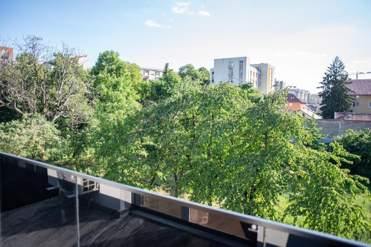 Opera Apartments คลูจ-นาโปกา ภายนอก รูปภาพ