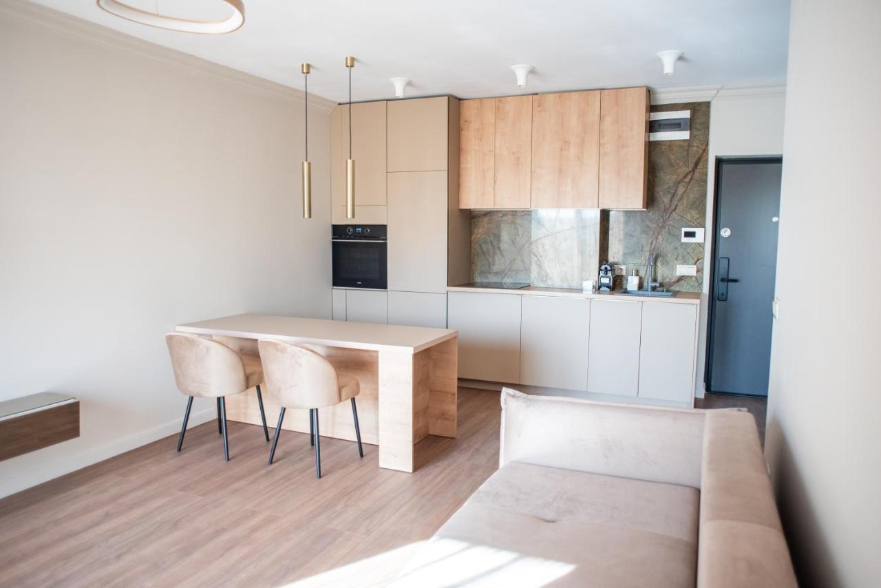 Opera Apartments คลูจ-นาโปกา ภายนอก รูปภาพ