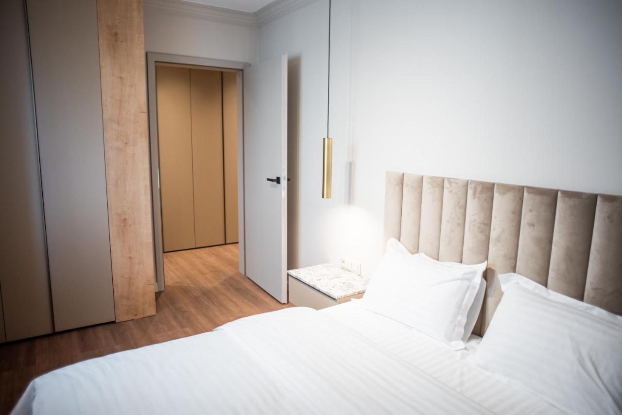 Opera Apartments คลูจ-นาโปกา ภายนอก รูปภาพ