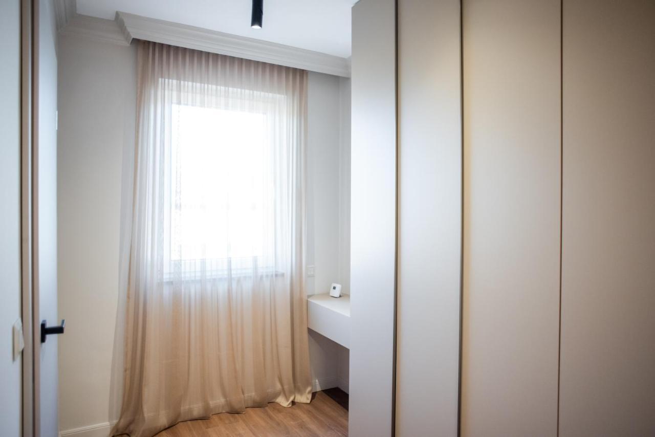 Opera Apartments คลูจ-นาโปกา ภายนอก รูปภาพ
