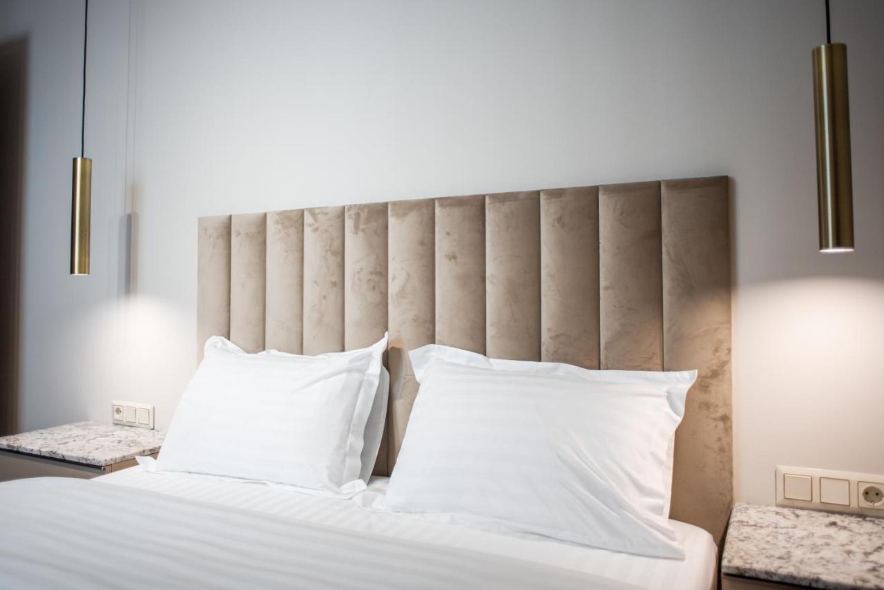 Opera Apartments คลูจ-นาโปกา ภายนอก รูปภาพ