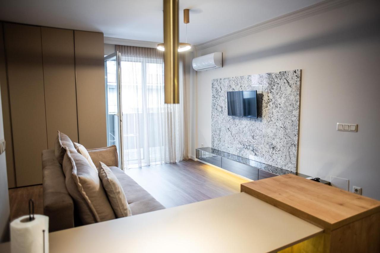 Opera Apartments คลูจ-นาโปกา ภายนอก รูปภาพ