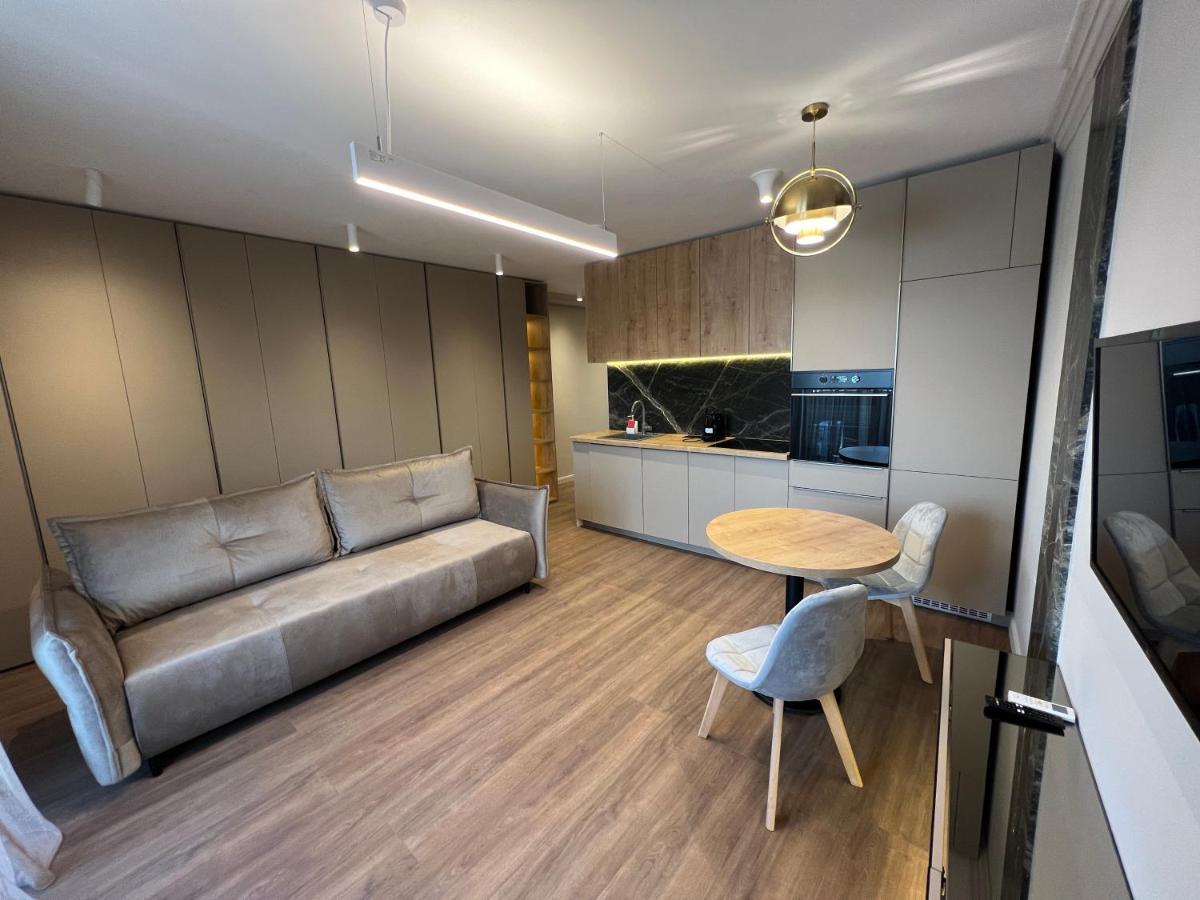 Opera Apartments คลูจ-นาโปกา ภายนอก รูปภาพ