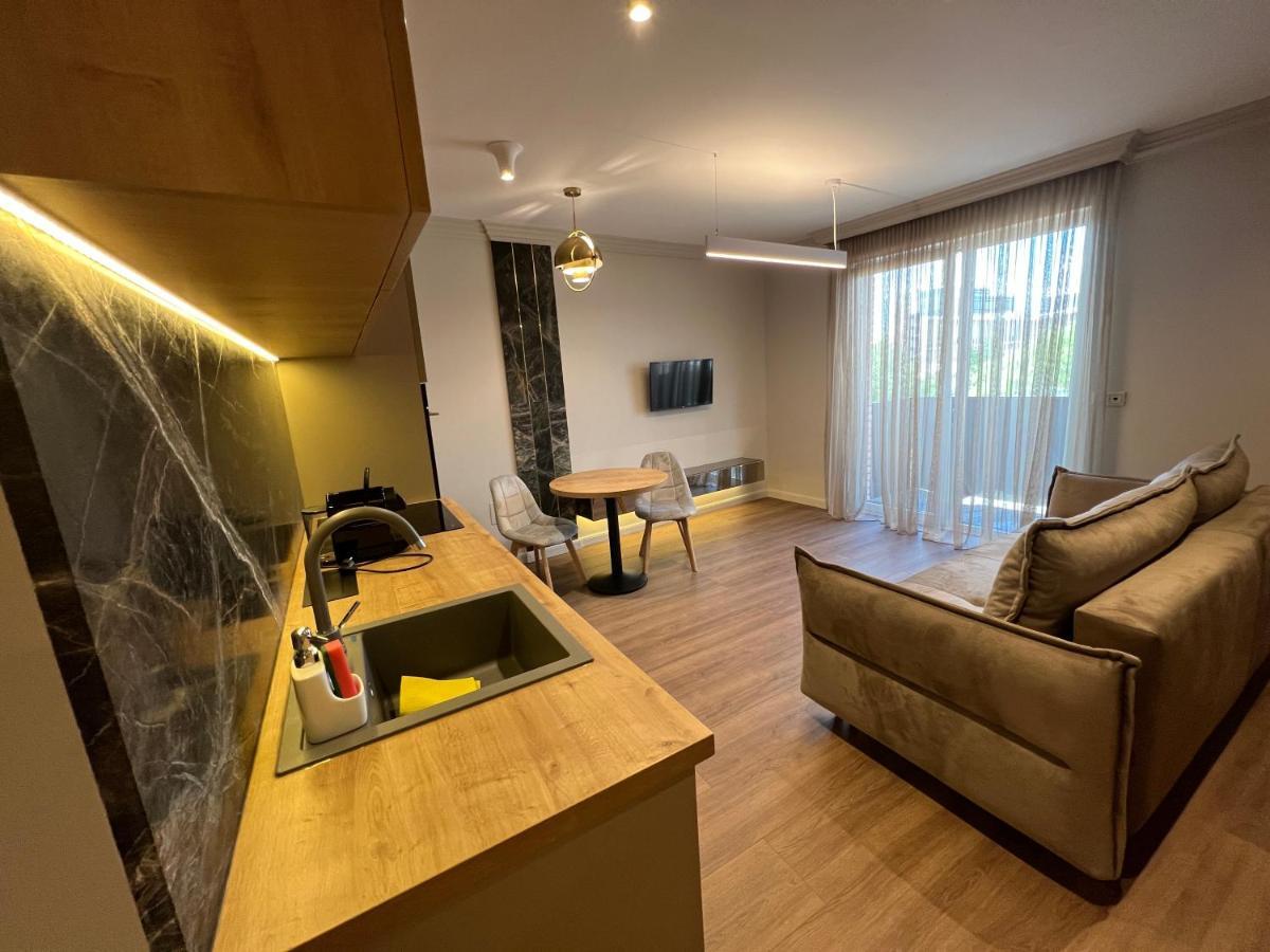 Opera Apartments คลูจ-นาโปกา ภายนอก รูปภาพ