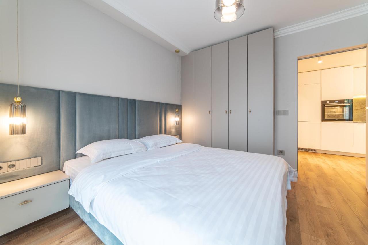 Opera Apartments คลูจ-นาโปกา ภายนอก รูปภาพ